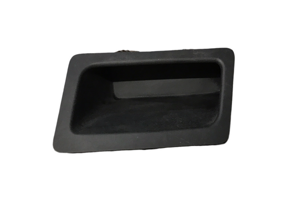 2011 2012 2013 2014 2015 2016 Ford F-250 F-350 F-450 F-550 Cubby Holder Storage 9C34-25044J53-D
