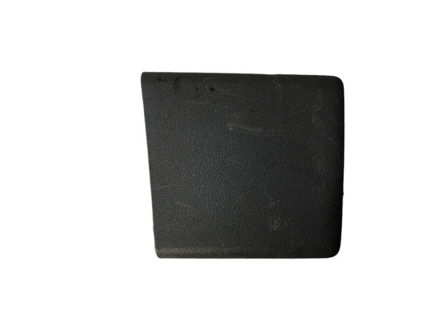 2005 2006 2007 Dodge Dakota Ext Cab RH Front Seat Belt Retractor Cover