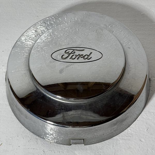 1999 2000 2001 2002 2003 2004 Ford F-350 DRW Front Dually 4x2 Center Cap Hubcap Chrome