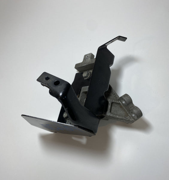 08 09 10 Chevy Silverado 2500 3500 Duramax Glow Plug Module Pedistal Bracket