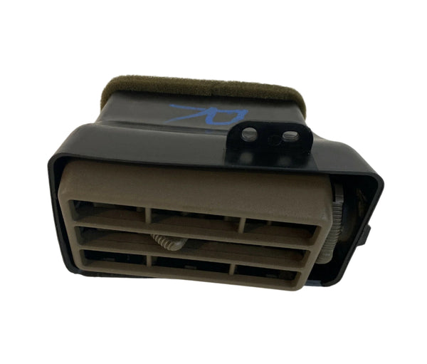 1999 2000 2001 2002 2003 2004 Ford F-250 F-350 F-450 F-550 Dash AC Air Vent Right Center Tan