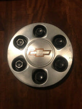 2004 05 2006 Chevrolet Silverado Tahoe Suburban Silver Wheel Center Cap 9595263