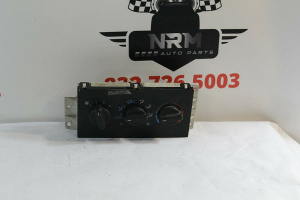 97 98 Jeep Grand Cherokee A/C Control Temperature Panel 55037426aa