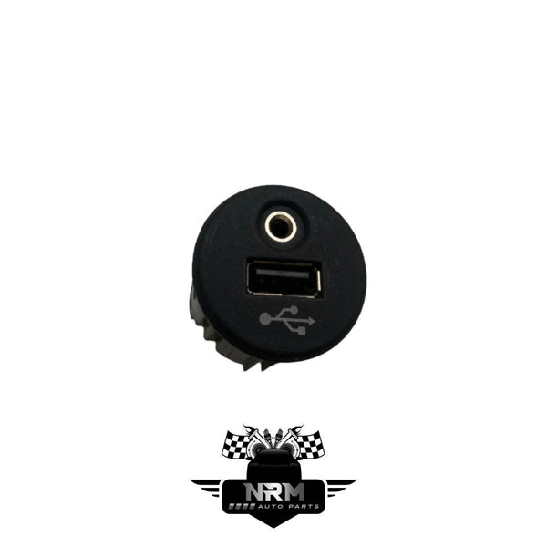 2011-2013 Nissan Juke NV200 USB AUX Port Adapter pa6-gf15