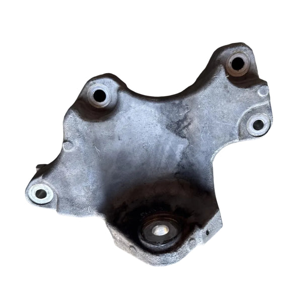 2018 2019 2020 2021 2022 2023 Jeep Wrangler 2.0L Right Side Engine Mount Support Bracket OEM 68271532ab