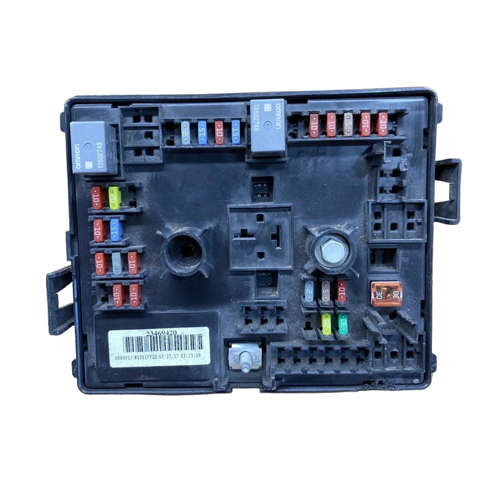 2013 2014 2015 2016 2017 Chevrolet Express 3500 Fuse Relay Box 23469420 OEM