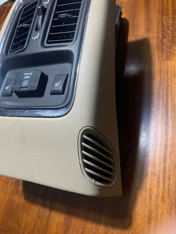 Rear Seat Air Vent Outlet Cover Trim Frame for Jeep Cherokee 2014-2018 Silver Silver Rear Seat Air Vent Outlet Cover Trim Frame for Jeep Cherokee 2014-2018 Silver Silver