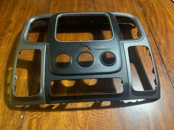 2013 2014 2015 2016 2017 Dodge Ram 1500 2500 3500 Radio Dash Bezel Gray