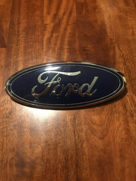 Ford Blue Oval Emblem CL34-8B262-AB AA83-402A16-AD