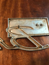 1966-1977 Ford Bronco Fender Emblem c6tb-16b114-a OEM broken tab