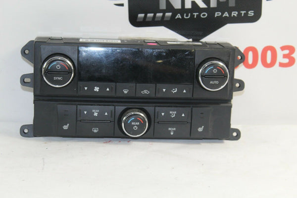 08 09 10 Chrysler town & Country Dodge Caravan A/C Control Temperature Panel