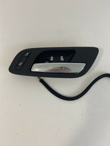 07 08 09 10 11 12 13 Silverado Front Right Interior Door Handle w/ Heated Seats