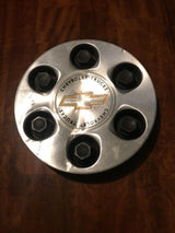1999-2003 Chevrolet Silverado Tahoe Suburban Silver Wheel Center Cap damaged