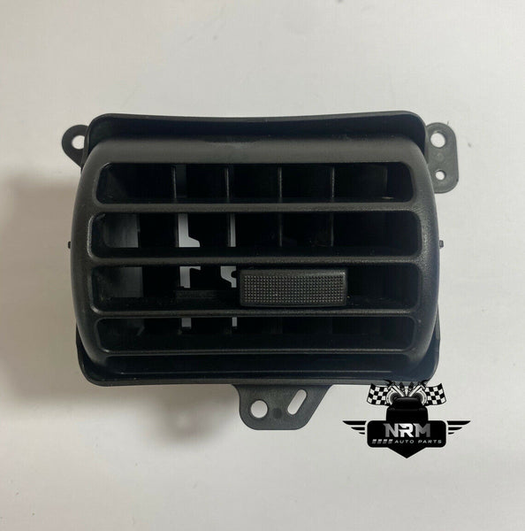 05 06 07 Ford F-250 F-350 F-450 F-550 Super Duty A/C Air Duck Vent Black Right Center