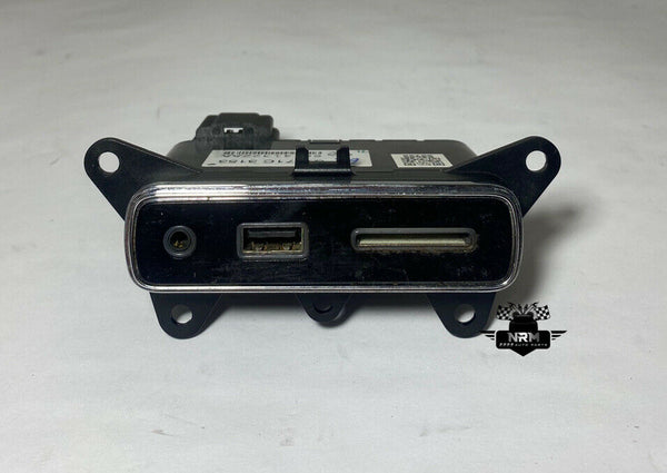 14 15 16 17 18 Dodge Durango Jeep Grand Cherokee Hub Aux USB Media Hub Console