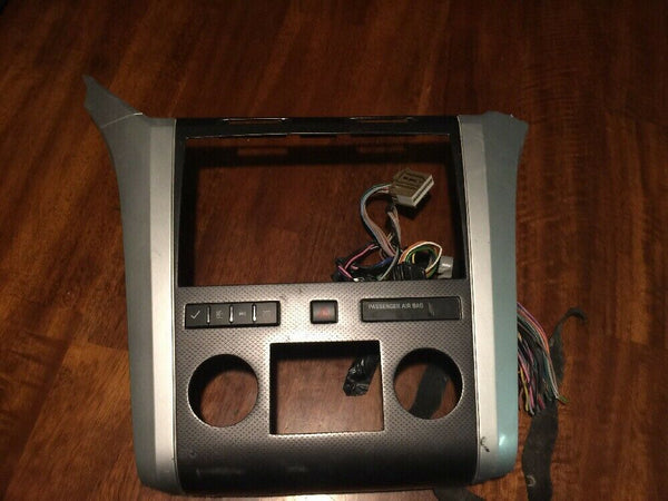 2009 2010 2011 2012 Chevrolet Traverse Dash Radio Trim Bezel OEM