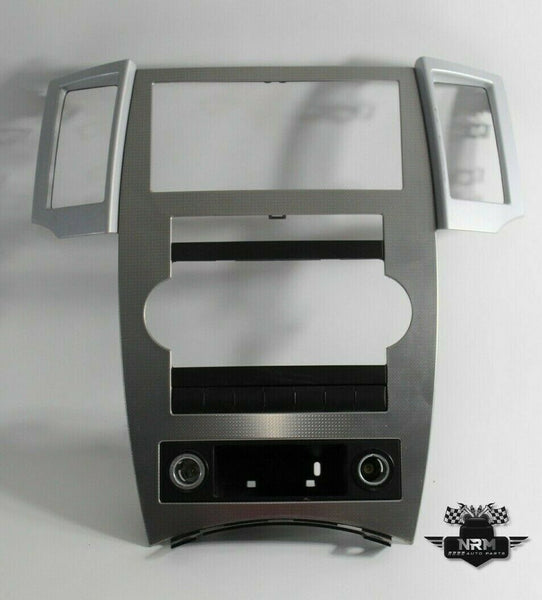 08 09 10 Jeep Grand Cherokee Radio Center Dash Trim Bezel Panel OEM Silver