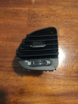 2015 2016 2017 2018 Jeep Renegade Left Front Driver Dash Air Vent OEM