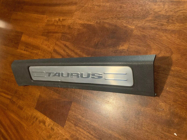 Ford Taurus 2010 17 2018 Front Right Interior Door Sill Scuff Plate Cover Trim