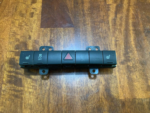 2011 Dodge Nitro Hazard Switch Traction Control Heated Seats