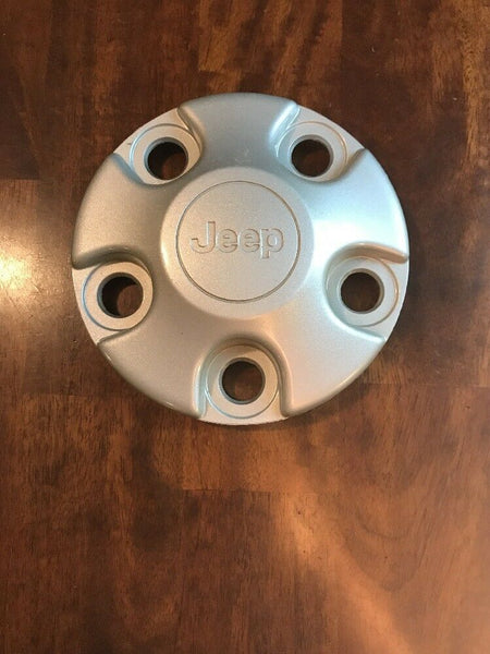 Jeep Wrangler Liberty 2007-2012 Silver OEM Wheel Center Cap 1ah90trmac