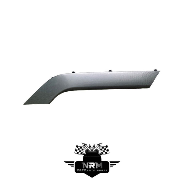 2014-2019 Chevrolet Silverado 1500 Front Right Side Door Molding Cover Silver