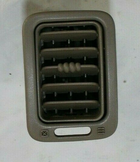 1999 - 2006 Chevrolet Tahoe Yukon Air Vent Right Passenger RH Tan