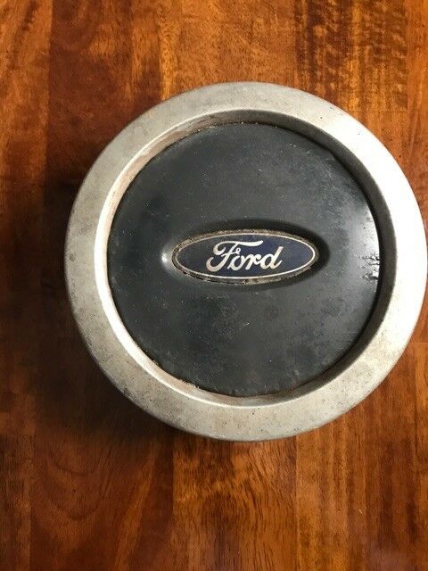 2003-2006 Ford Expedition Wheel Center Cap 2L14-1A096-BB